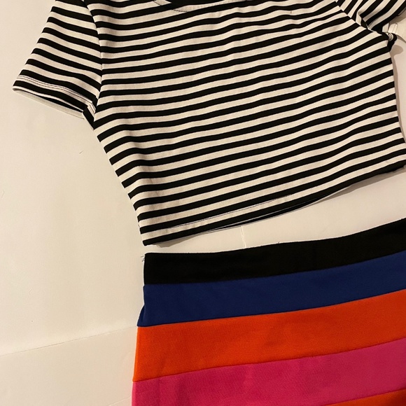 Two piece skirt set - Picture 2 of 2